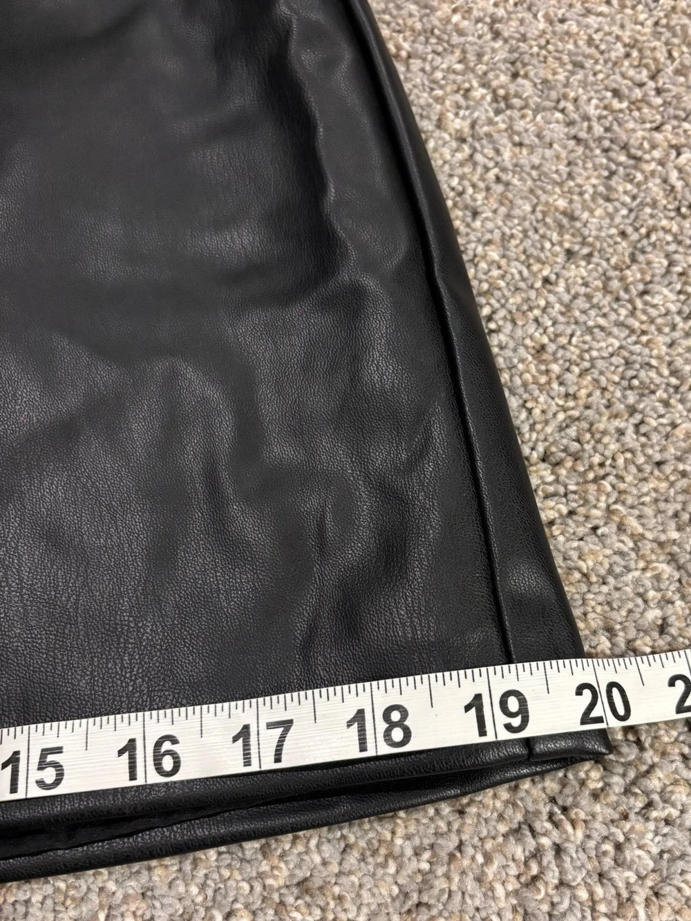 NWT ZARA Black Faux Leather Solid Mini Short Skirt Zip Closure Women's Size M